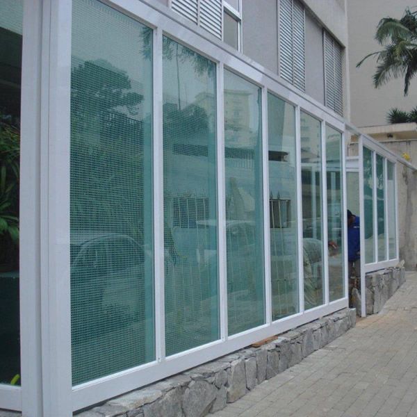 FACHADAS EM ALUMÍNIO E VIDRO